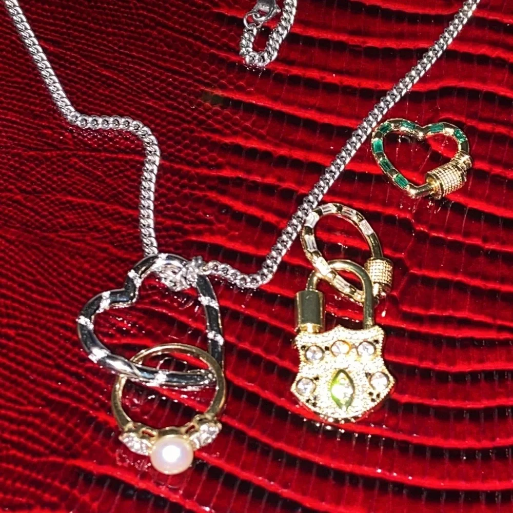 Charm holders for different ones holder only - Picture 13 of 17